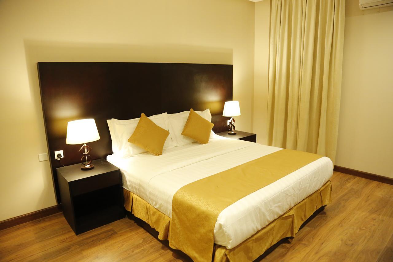 Flora Hotel Suite 2 فلورا2 للشقق المخدومة Riyadh Eksteriør billede