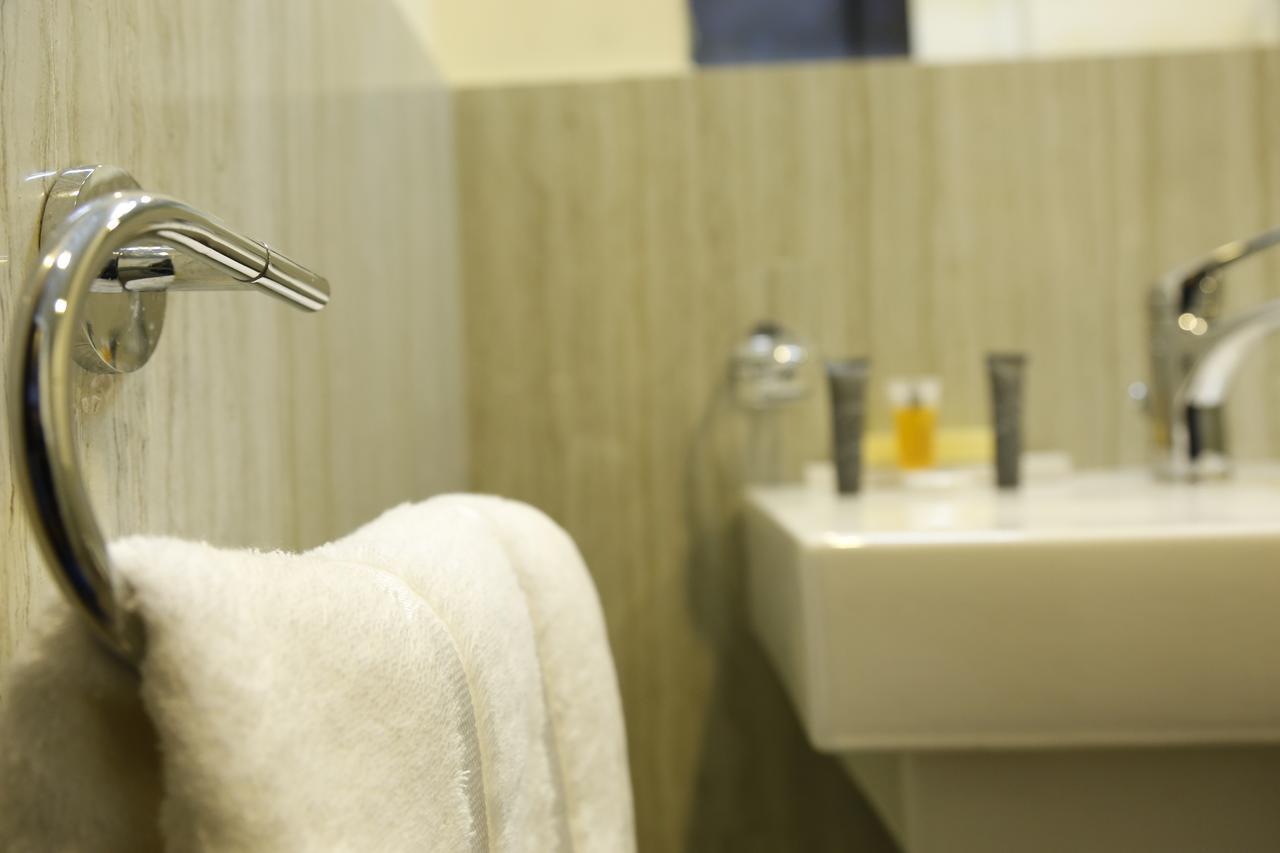 Flora Hotel Suite 2 فلورا2 للشقق المخدومة Riyadh Eksteriør billede