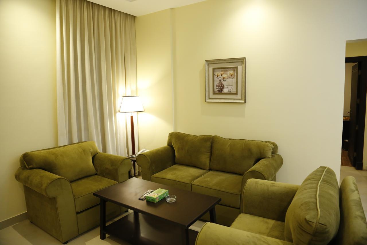 Flora Hotel Suite 2 فلورا2 للشقق المخدومة Riyadh Eksteriør billede