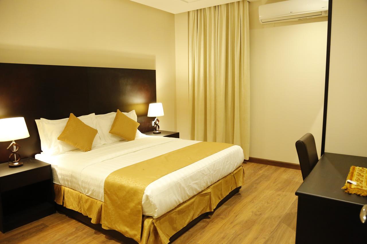 Flora Hotel Suite 2 فلورا2 للشقق المخدومة Riyadh Eksteriør billede