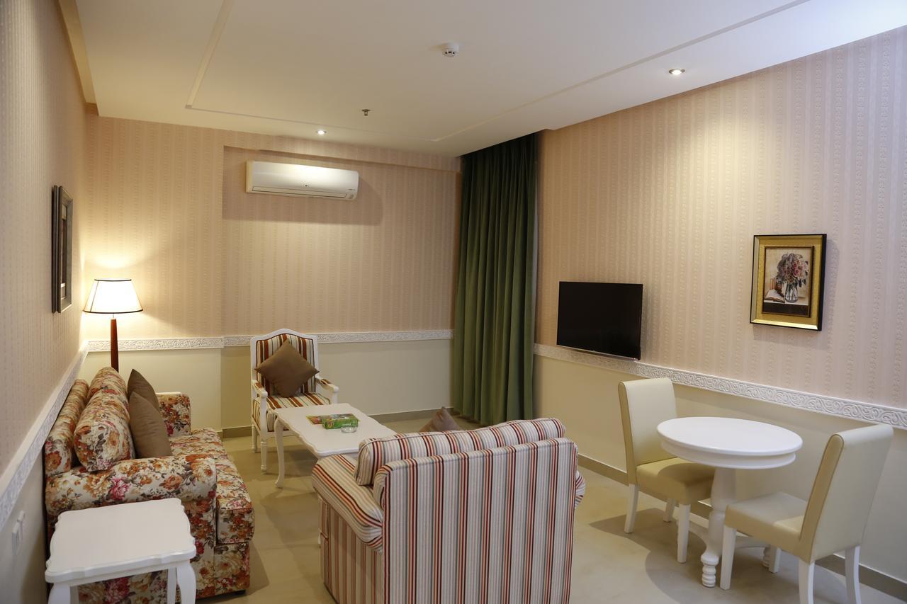 Flora Hotel Suite 2 فلورا2 للشقق المخدومة Riyadh Eksteriør billede