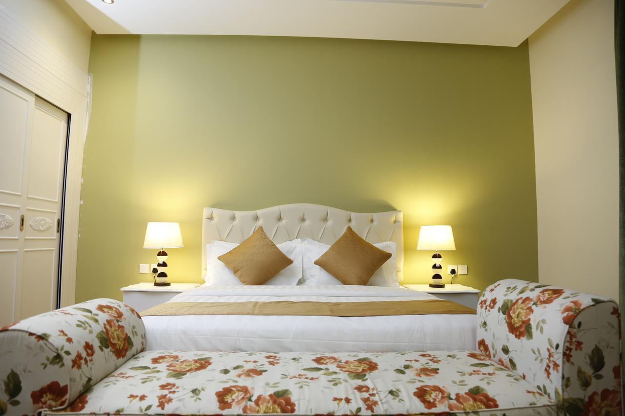 Flora Hotel Suite 2 فلورا2 للشقق المخدومة Riyadh Eksteriør billede
