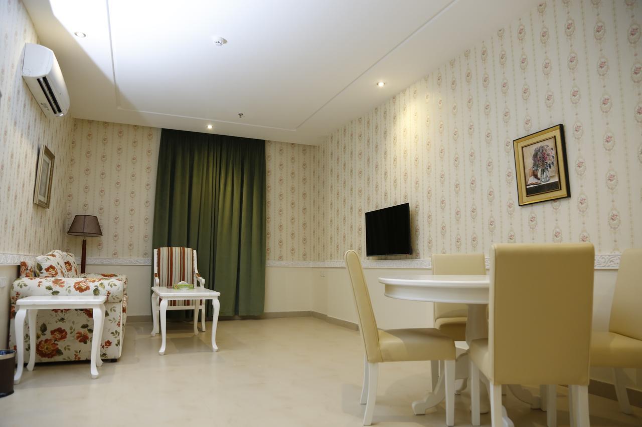 Flora Hotel Suite 2 فلورا2 للشقق المخدومة Riyadh Eksteriør billede