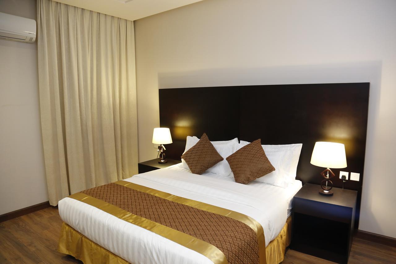 Flora Hotel Suite 2 فلورا2 للشقق المخدومة Riyadh Eksteriør billede