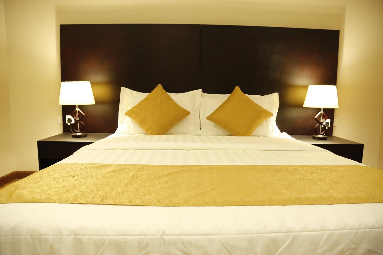 Flora Hotel Suite 2 فلورا2 للشقق المخدومة Riyadh Eksteriør billede