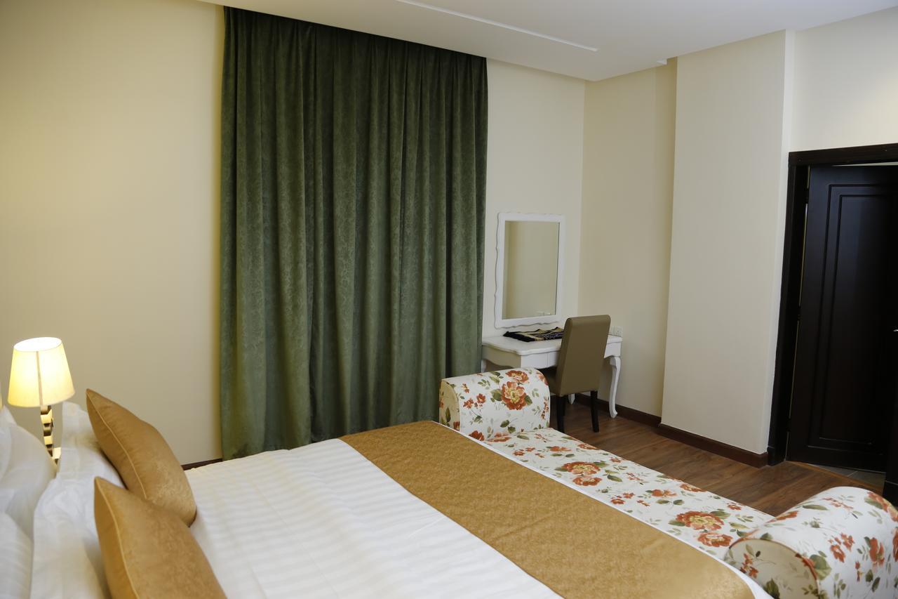 Flora Hotel Suite 2 فلورا2 للشقق المخدومة Riyadh Eksteriør billede